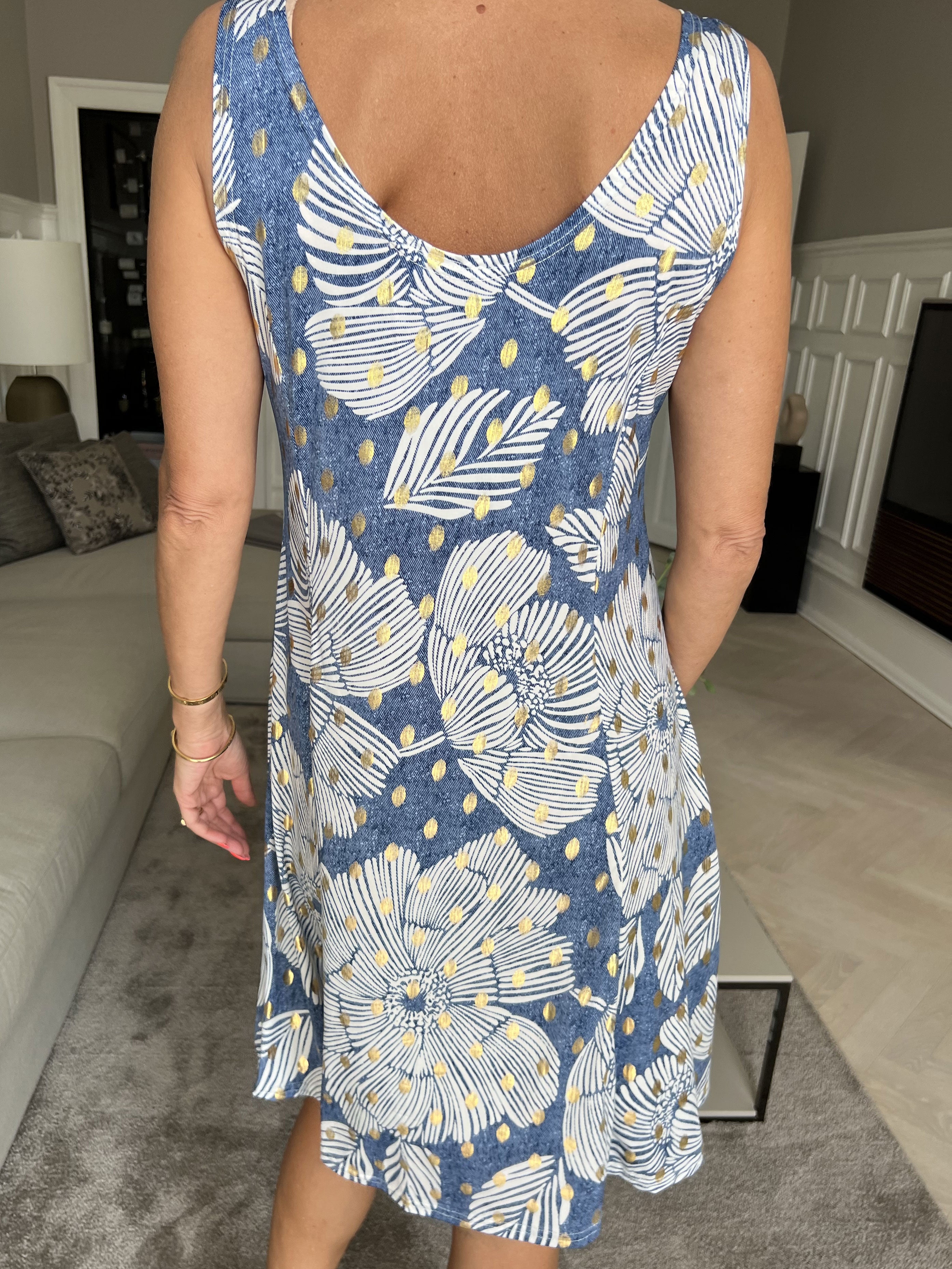 Maj Big Flower - Söt klänning med blommotiv